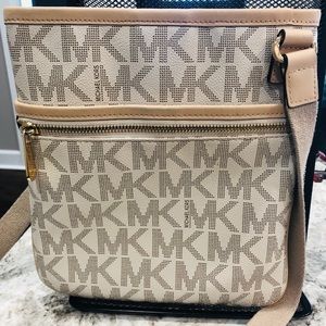 Michael kors cross body bag.